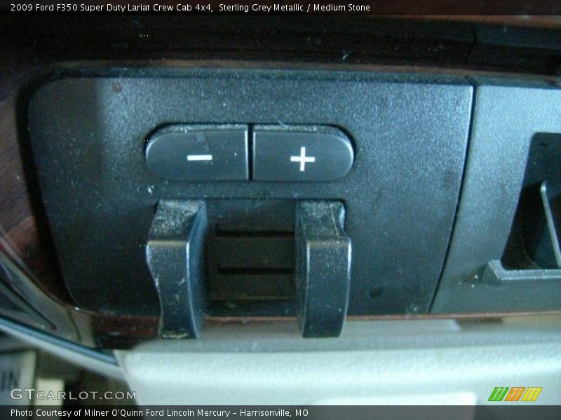 Sterling Grey Metallic / Medium Stone 2009 Ford F350 Super Duty Lariat Crew Cab 4x4