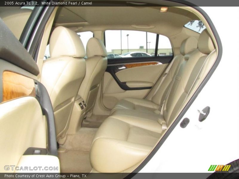 White Diamond Pearl / Camel 2005 Acura TL 3.2
