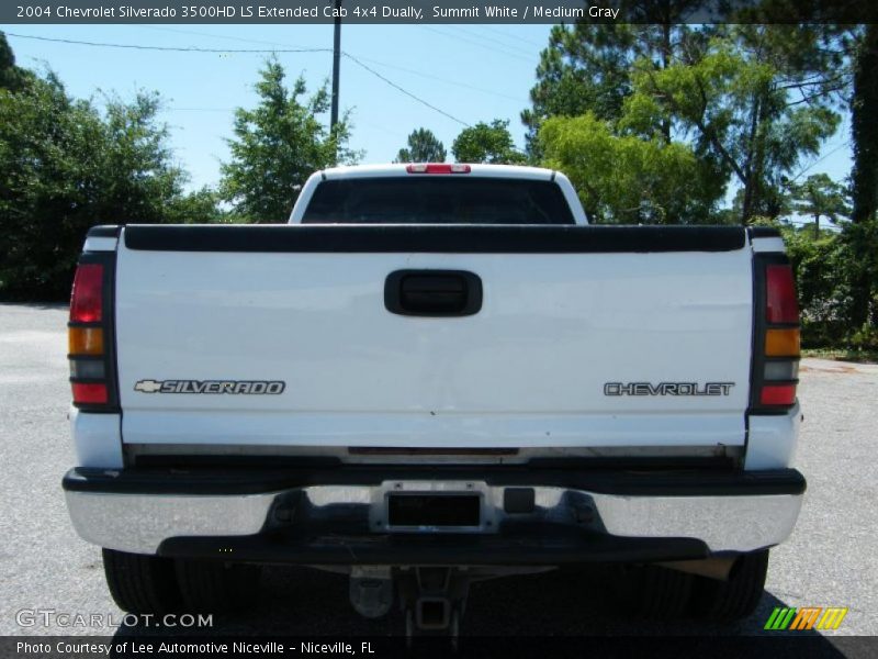 Summit White / Medium Gray 2004 Chevrolet Silverado 3500HD LS Extended Cab 4x4 Dually