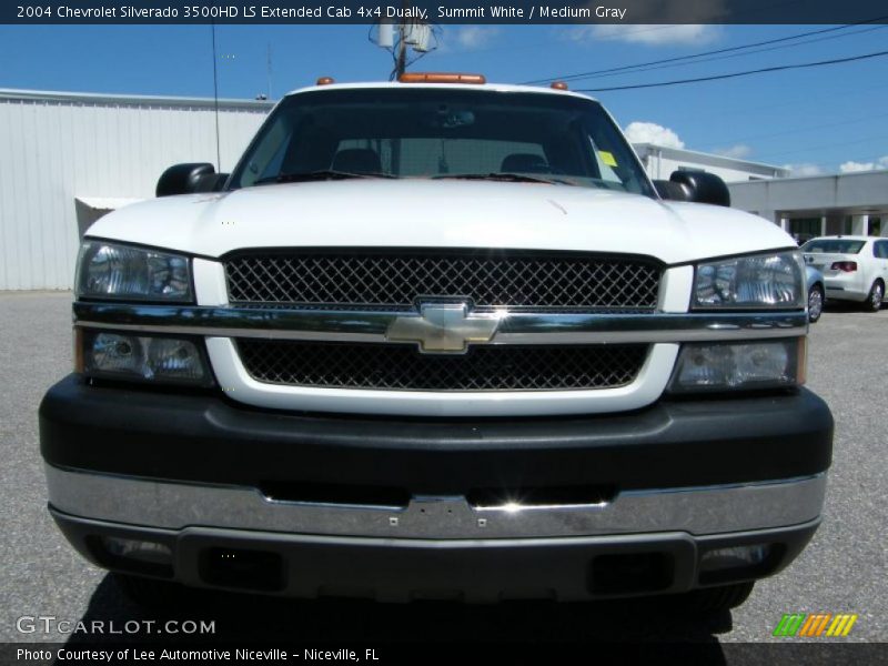 Summit White / Medium Gray 2004 Chevrolet Silverado 3500HD LS Extended Cab 4x4 Dually