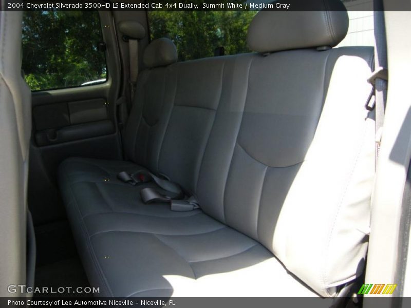 Summit White / Medium Gray 2004 Chevrolet Silverado 3500HD LS Extended Cab 4x4 Dually