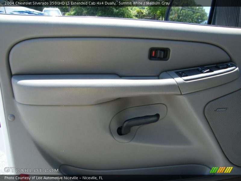 Summit White / Medium Gray 2004 Chevrolet Silverado 3500HD LS Extended Cab 4x4 Dually