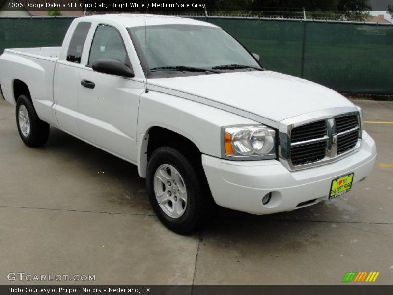 Bright White / Medium Slate Gray 2006 Dodge Dakota SLT Club Cab