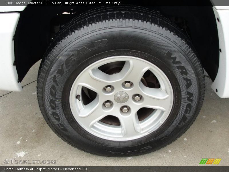 Bright White / Medium Slate Gray 2006 Dodge Dakota SLT Club Cab