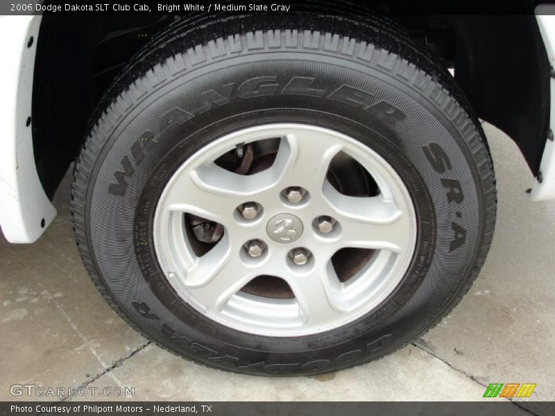 Bright White / Medium Slate Gray 2006 Dodge Dakota SLT Club Cab