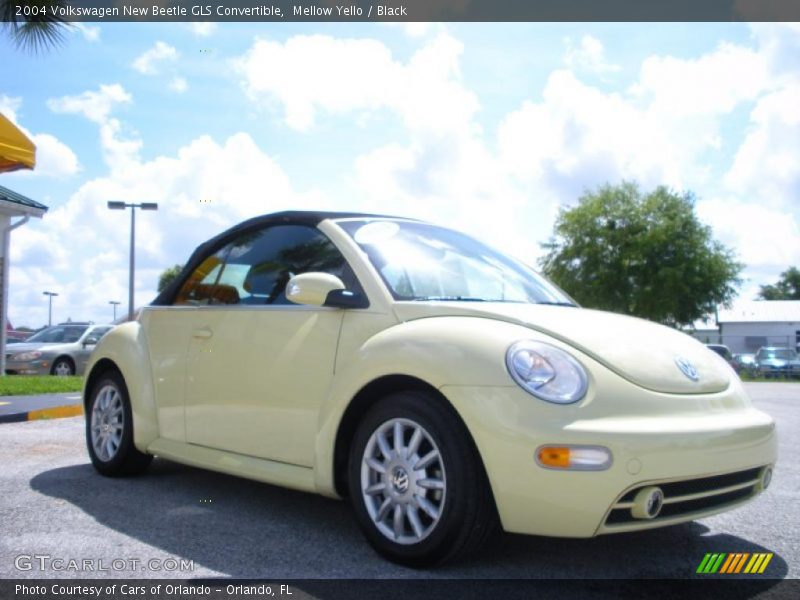 Mellow Yello / Black 2004 Volkswagen New Beetle GLS Convertible
