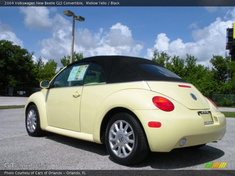 Mellow Yello / Black 2004 Volkswagen New Beetle GLS Convertible