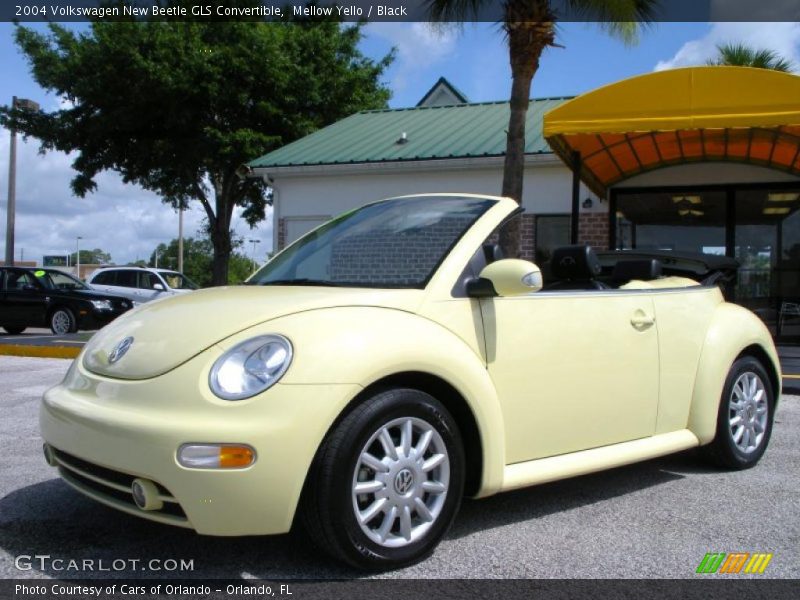 Mellow Yello / Black 2004 Volkswagen New Beetle GLS Convertible