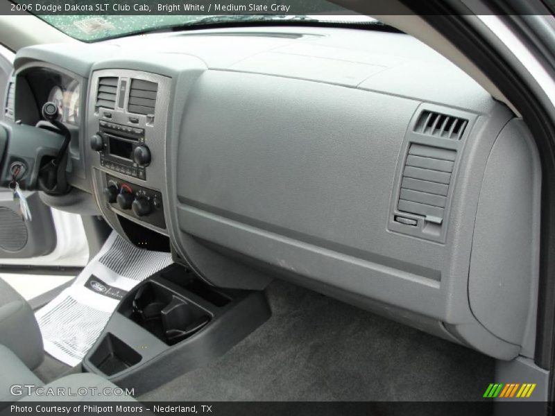 Bright White / Medium Slate Gray 2006 Dodge Dakota SLT Club Cab