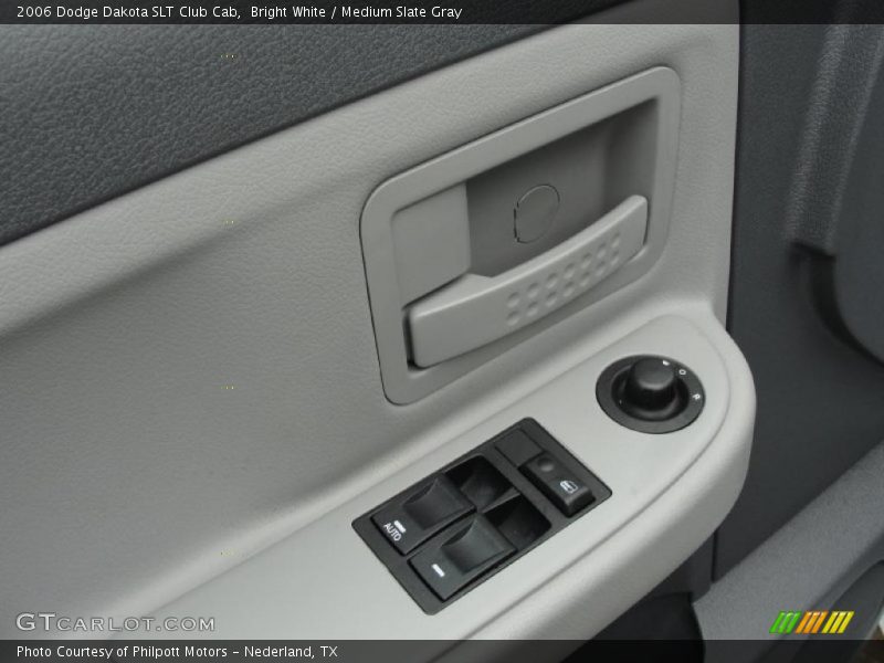 Bright White / Medium Slate Gray 2006 Dodge Dakota SLT Club Cab