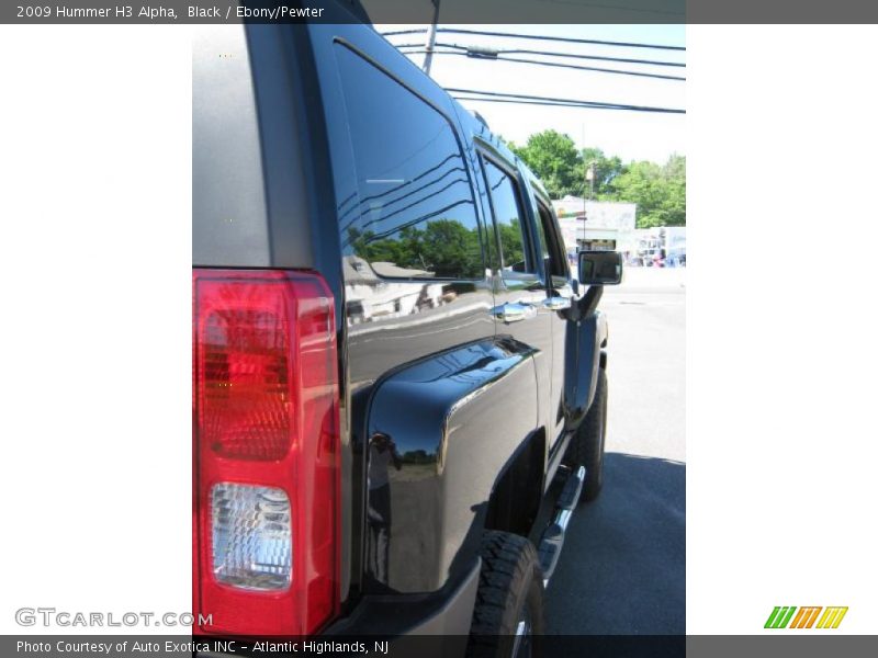Black / Ebony/Pewter 2009 Hummer H3 Alpha