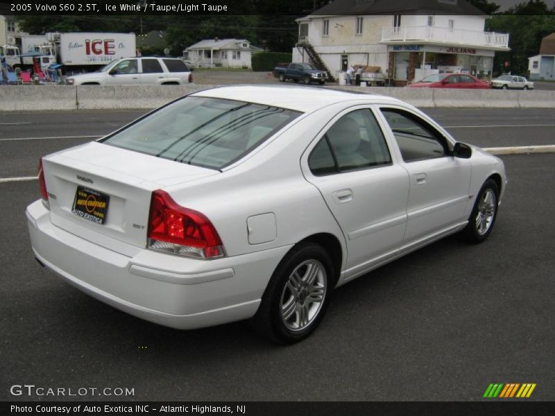 Ice White / Taupe/Light Taupe 2005 Volvo S60 2.5T