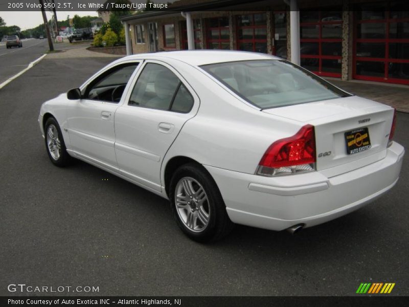 Ice White / Taupe/Light Taupe 2005 Volvo S60 2.5T