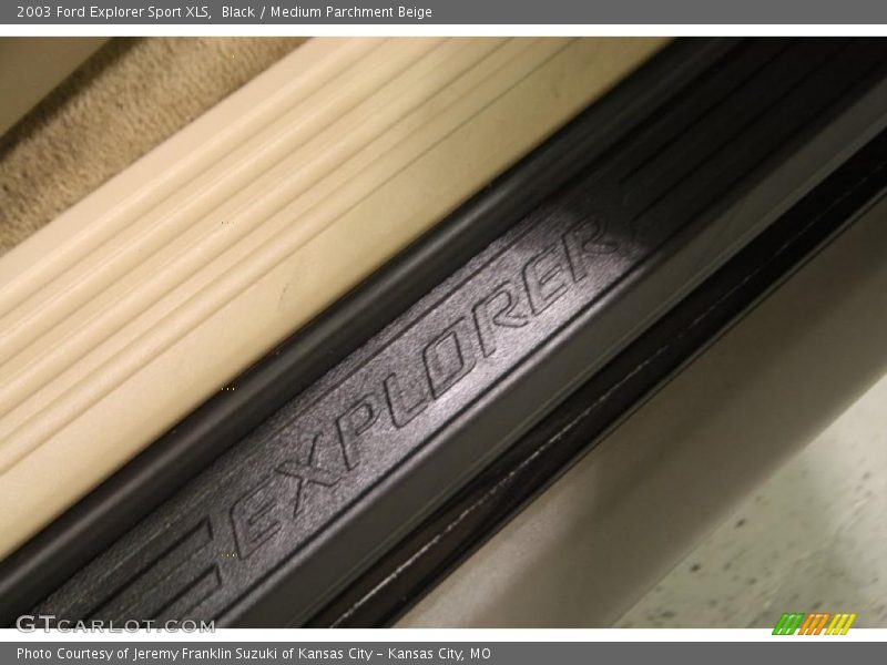 Black / Medium Parchment Beige 2003 Ford Explorer Sport XLS