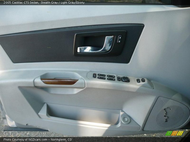 Stealth Gray / Light Gray/Ebony 2005 Cadillac CTS Sedan