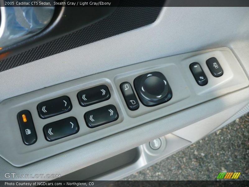 Stealth Gray / Light Gray/Ebony 2005 Cadillac CTS Sedan
