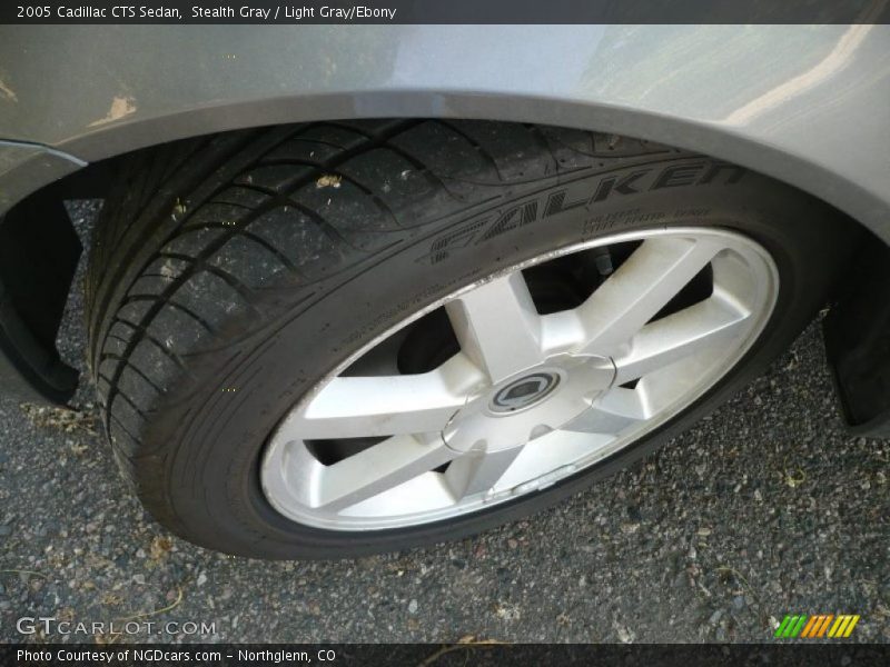 Stealth Gray / Light Gray/Ebony 2005 Cadillac CTS Sedan