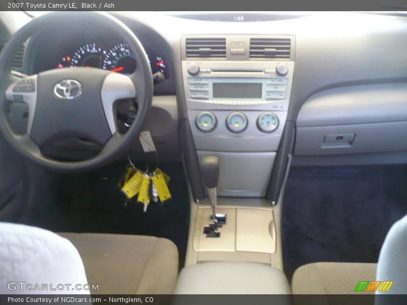 Black / Ash 2007 Toyota Camry LE