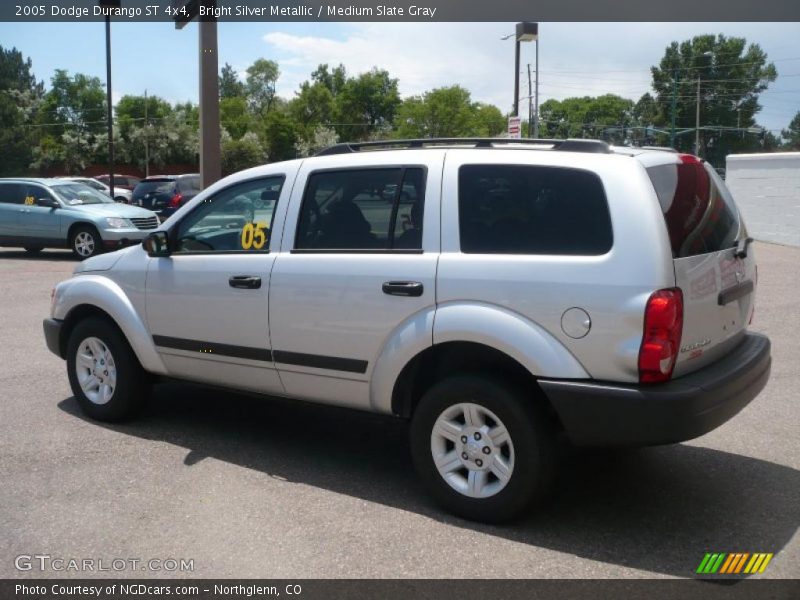 Bright Silver Metallic / Medium Slate Gray 2005 Dodge Durango ST 4x4