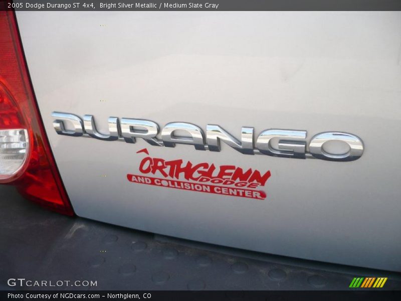 Bright Silver Metallic / Medium Slate Gray 2005 Dodge Durango ST 4x4