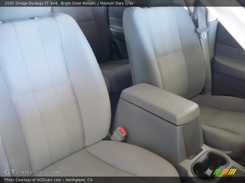 Bright Silver Metallic / Medium Slate Gray 2005 Dodge Durango ST 4x4