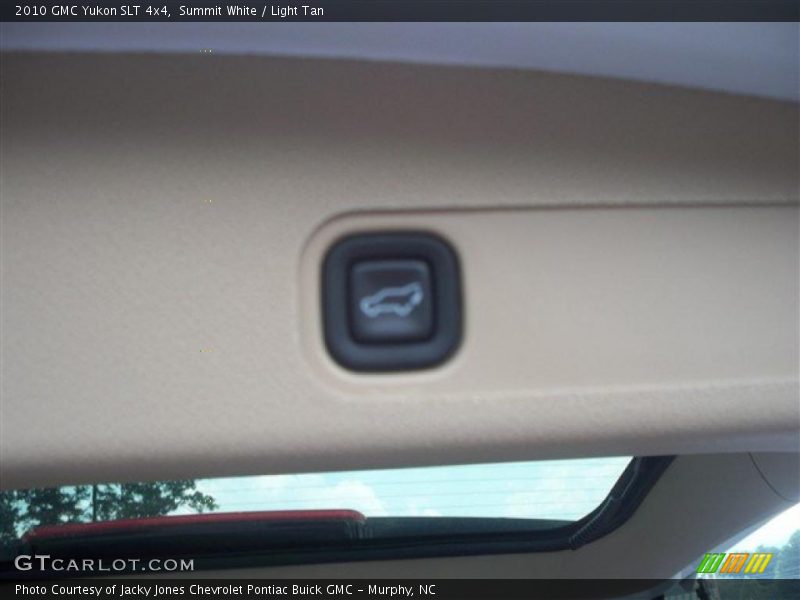 Summit White / Light Tan 2010 GMC Yukon SLT 4x4