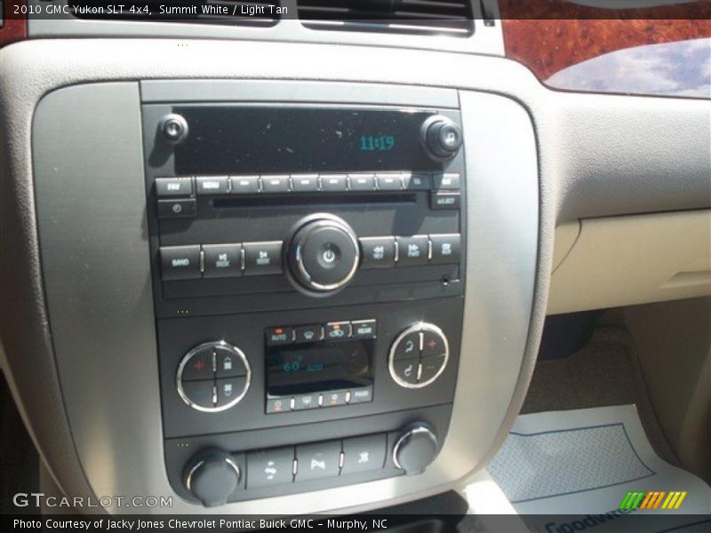 Summit White / Light Tan 2010 GMC Yukon SLT 4x4
