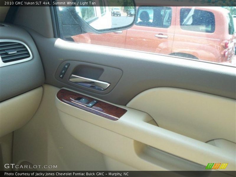 Summit White / Light Tan 2010 GMC Yukon SLT 4x4