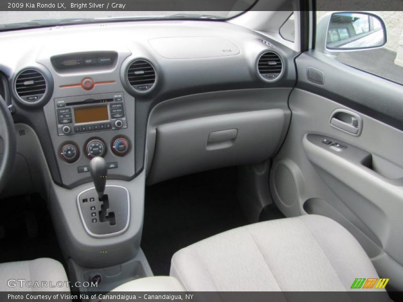 Bright Silver / Gray 2009 Kia Rondo LX