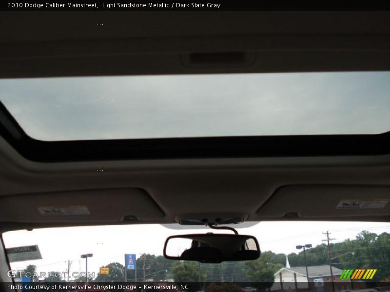 Light Sandstone Metallic / Dark Slate Gray 2010 Dodge Caliber Mainstreet