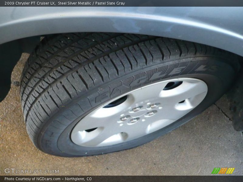 Steel Silver Metallic / Pastel Slate Gray 2009 Chrysler PT Cruiser LX