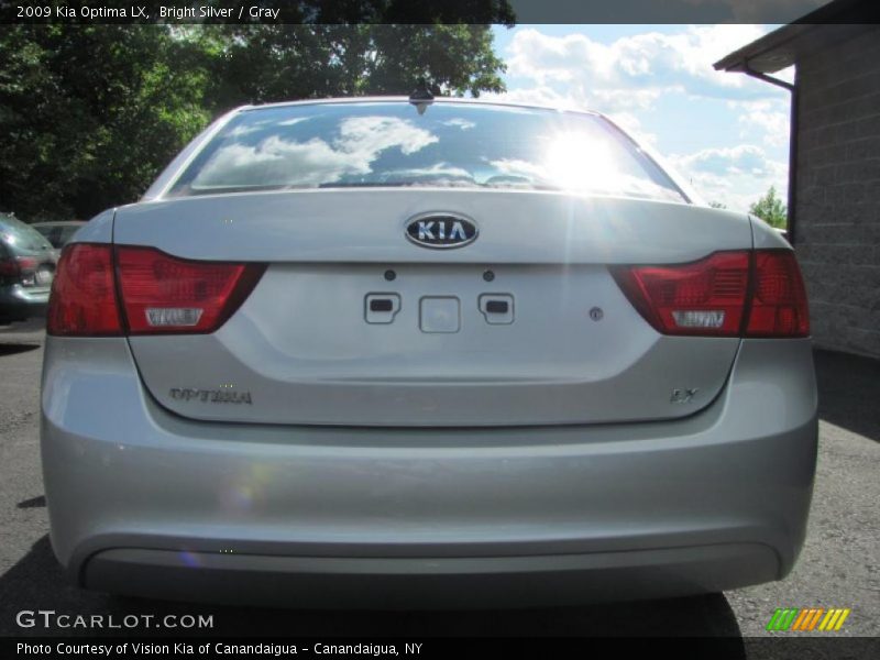 Bright Silver / Gray 2009 Kia Optima LX