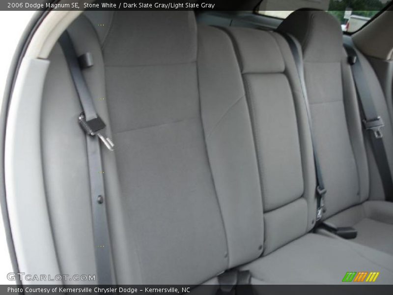 Stone White / Dark Slate Gray/Light Slate Gray 2006 Dodge Magnum SE