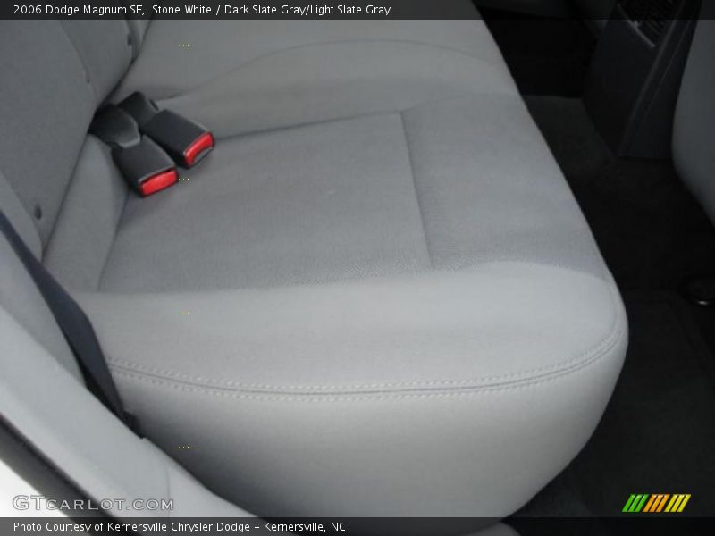 Stone White / Dark Slate Gray/Light Slate Gray 2006 Dodge Magnum SE