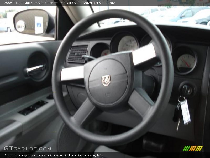 Stone White / Dark Slate Gray/Light Slate Gray 2006 Dodge Magnum SE