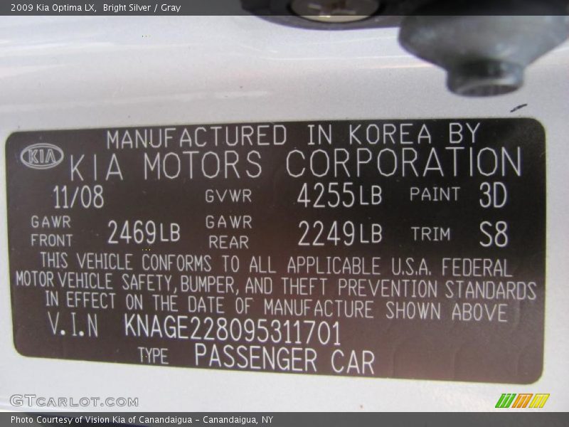 Bright Silver / Gray 2009 Kia Optima LX