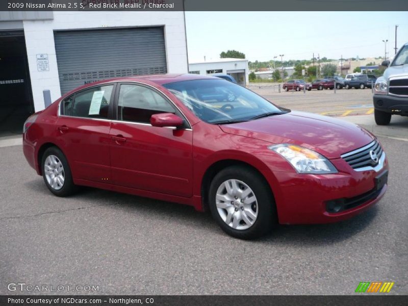 Red Brick Metallic / Charcoal 2009 Nissan Altima 2.5 S