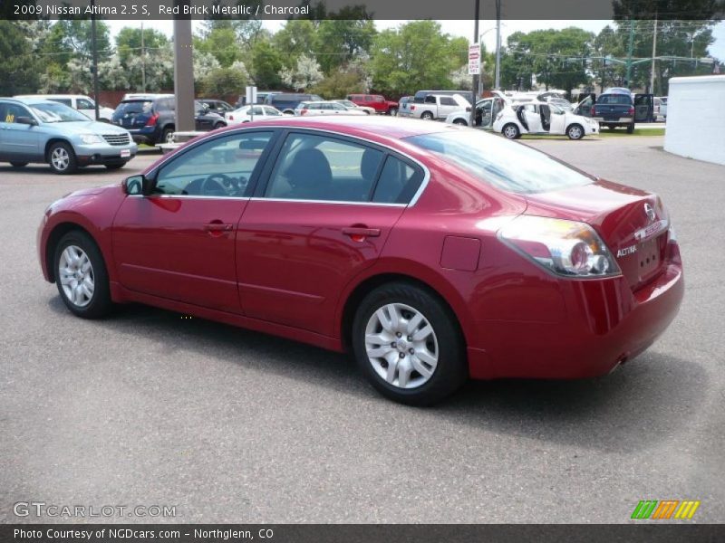 Red Brick Metallic / Charcoal 2009 Nissan Altima 2.5 S