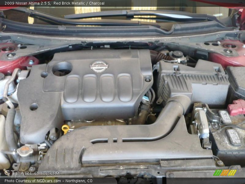 Red Brick Metallic / Charcoal 2009 Nissan Altima 2.5 S