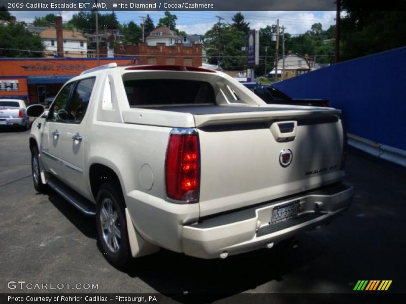White Diamond / Cocoa/Cashmere 2009 Cadillac Escalade EXT AWD