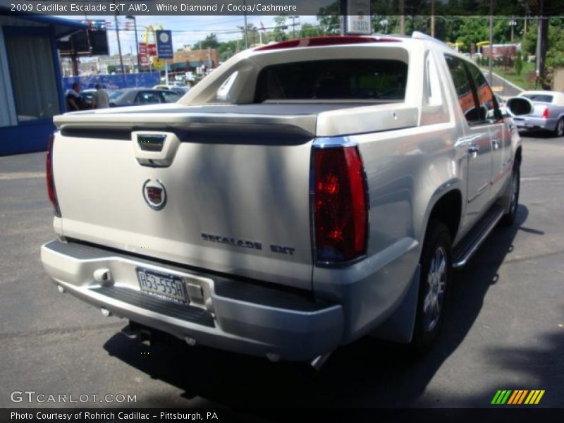 White Diamond / Cocoa/Cashmere 2009 Cadillac Escalade EXT AWD