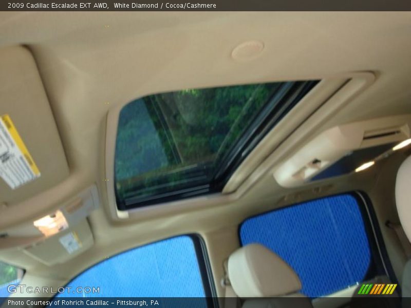 White Diamond / Cocoa/Cashmere 2009 Cadillac Escalade EXT AWD