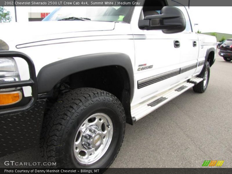 Summit White / Medium Gray 2002 Chevrolet Silverado 2500 LT Crew Cab 4x4