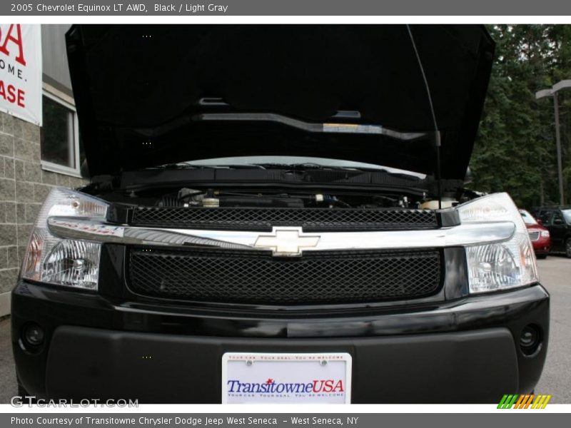 Black / Light Gray 2005 Chevrolet Equinox LT AWD