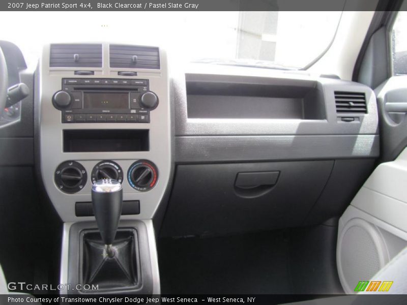 Black Clearcoat / Pastel Slate Gray 2007 Jeep Patriot Sport 4x4