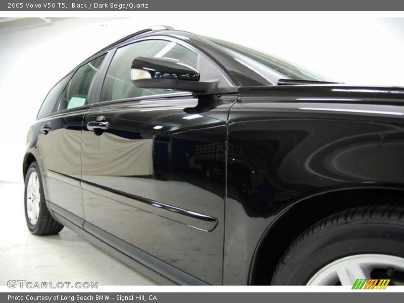 Black / Dark Beige/Quartz 2005 Volvo V50 T5