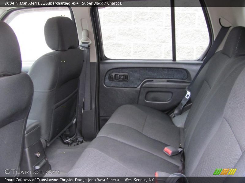 Super Black / Charcoal 2004 Nissan Xterra SE Supercharged 4x4