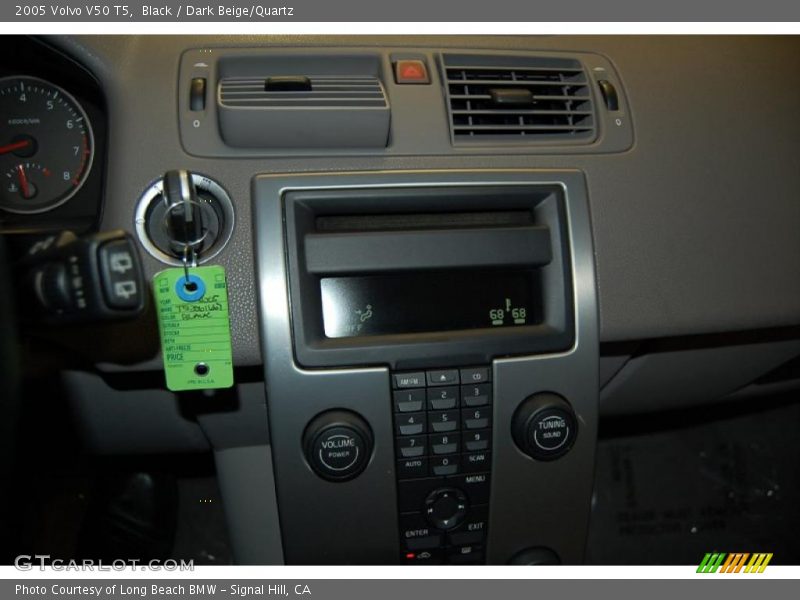 Black / Dark Beige/Quartz 2005 Volvo V50 T5