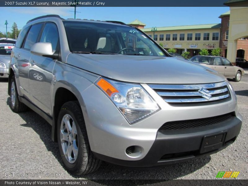 Majestic Silver Metallic / Grey 2007 Suzuki XL7 Luxury