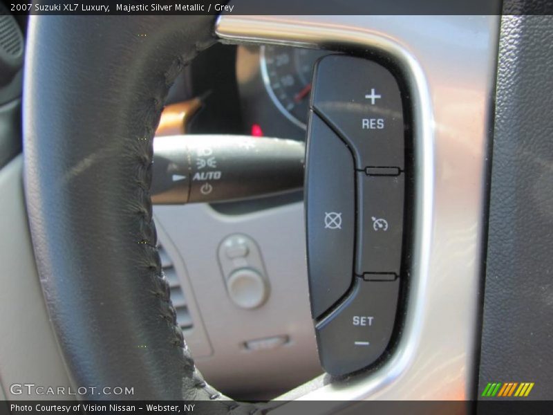 Majestic Silver Metallic / Grey 2007 Suzuki XL7 Luxury